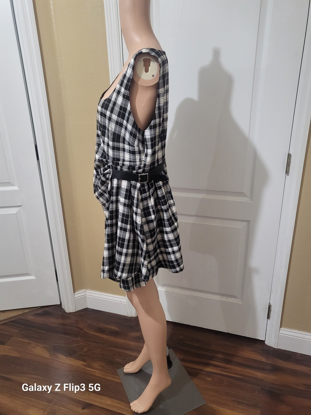 Cider Plaid Asymmetric Side Buckle Mini Dress Black White Square Neck 0XL Plus. - Picture 4 of 13